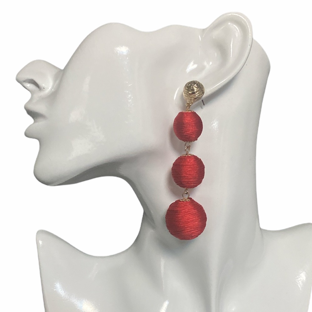 Design Lab Red Balls drop earring 🧩
